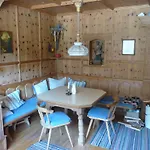 Dora Apartman